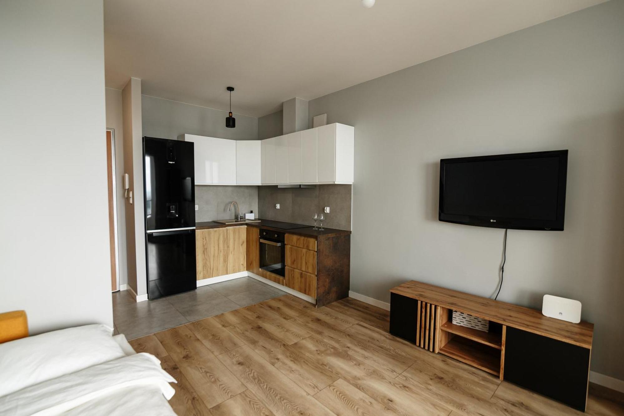 Golden - Cozy - Great Location&piecewska Apartment *